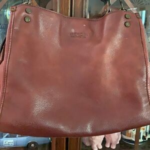 American leather co purse great leather lots of compartments